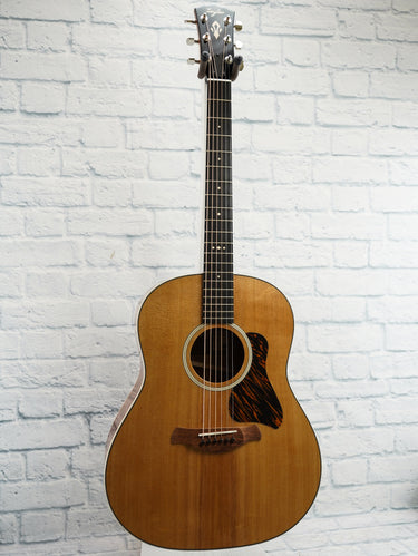 Taylor Gold Label 517e