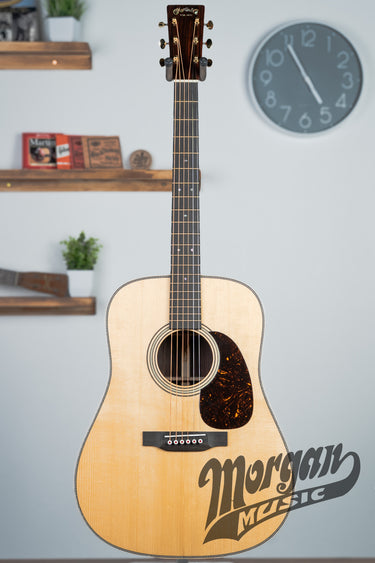 Martin D-28 Modern Deluxe