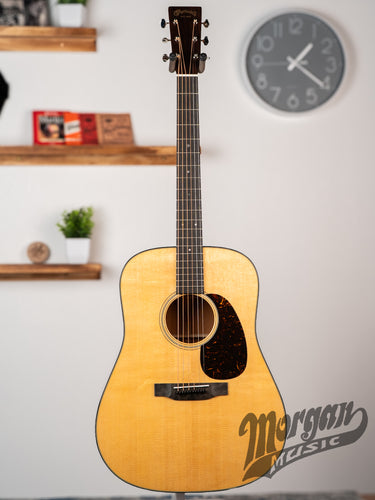 Martin D-18 - Natural