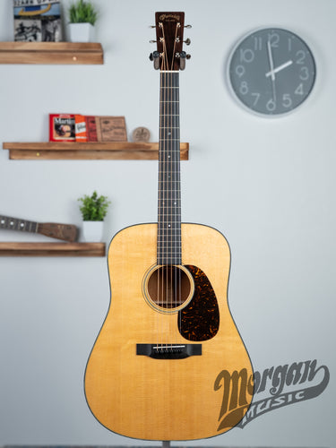 Martin D-18 - Natural