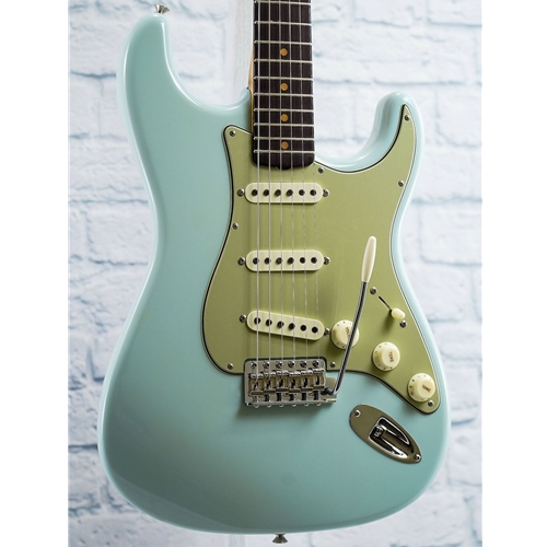 FENDER CUSTOM SHOP VINTAGE CUSTOM 1959 STRATOCASTER- FADED AGED SONIC BLUE