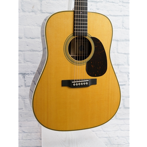 MARTIN D-28 BILLY STRINGS GUITAR